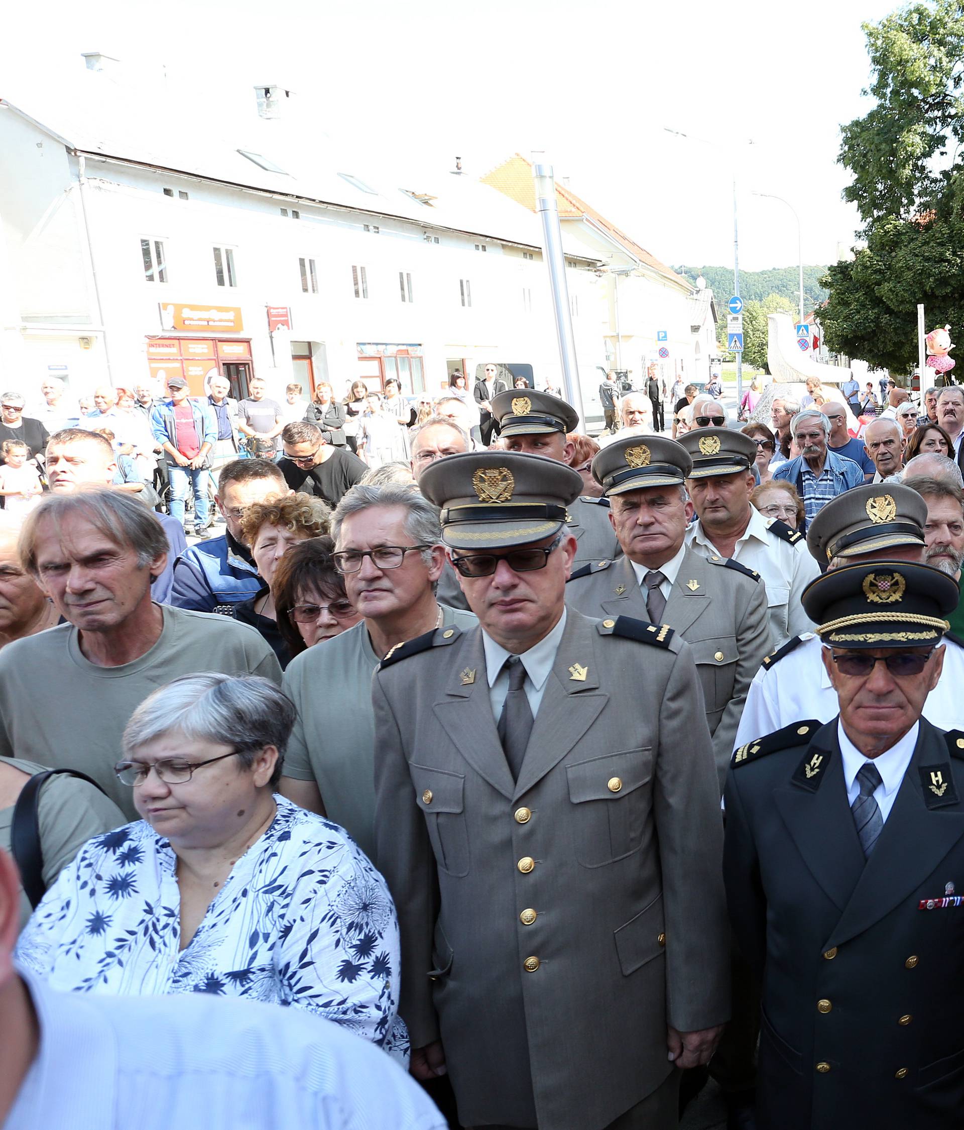 Središnji trg u Ogulinu od danas je Trg Petra Stipetića