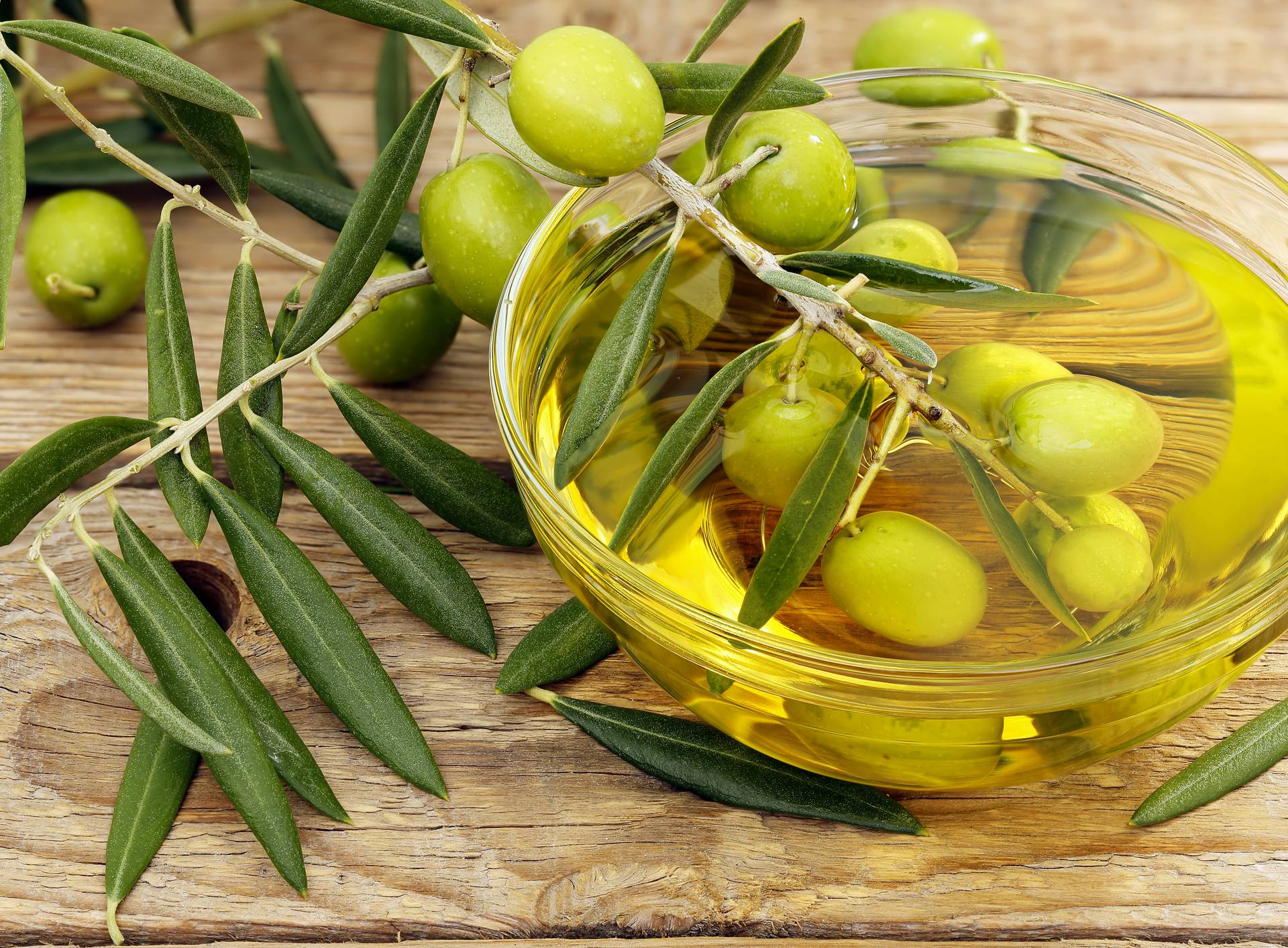 olive oil and olives