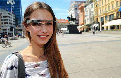 Pogled u budućnost: Isprobali smo Googleove naočale Glass