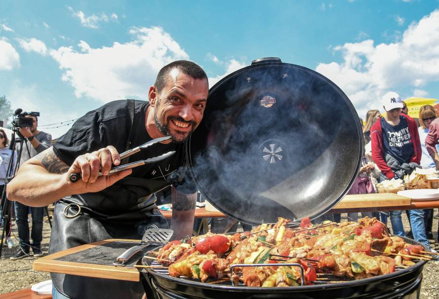 'Probudila me strašna bol. Kao da na prsima imam 100 kg...'