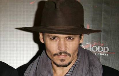 J. Depp: Cruise je trebao biti prvi Edward Škaroruki