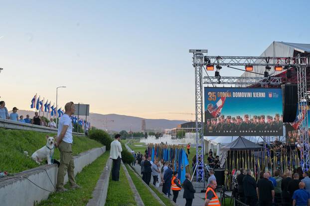 Svečani koncert u Zagrebu povodom 35. obljetnice postrojavanja Zbora narodne garde i ustrojavanja Hrvatske vojske i policije