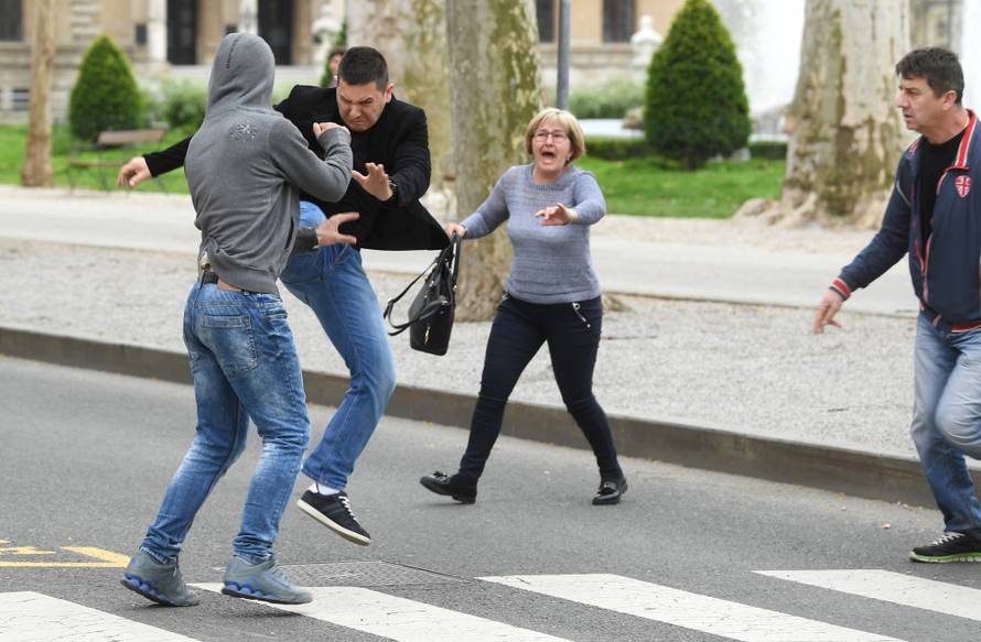 Incident ispred suda: Vikali na majku ubijene pa su se potukli