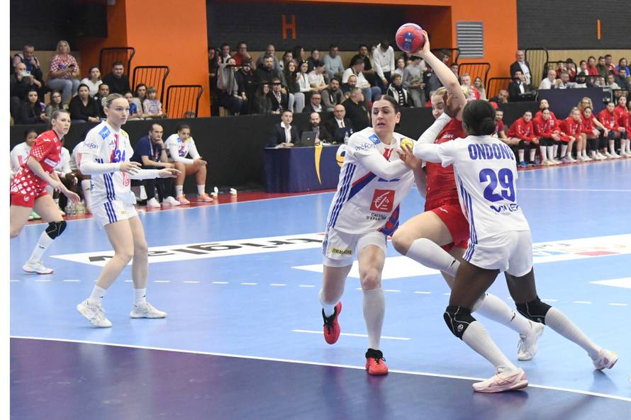 Bjelovar: Kvalifikacijska utakmica za EURO, Hrvatska - Francuska