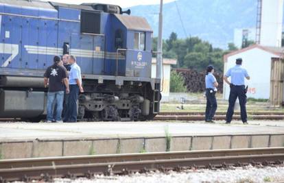 Split: Muškarac (51) pao pod vagon i na mjestu poginuo