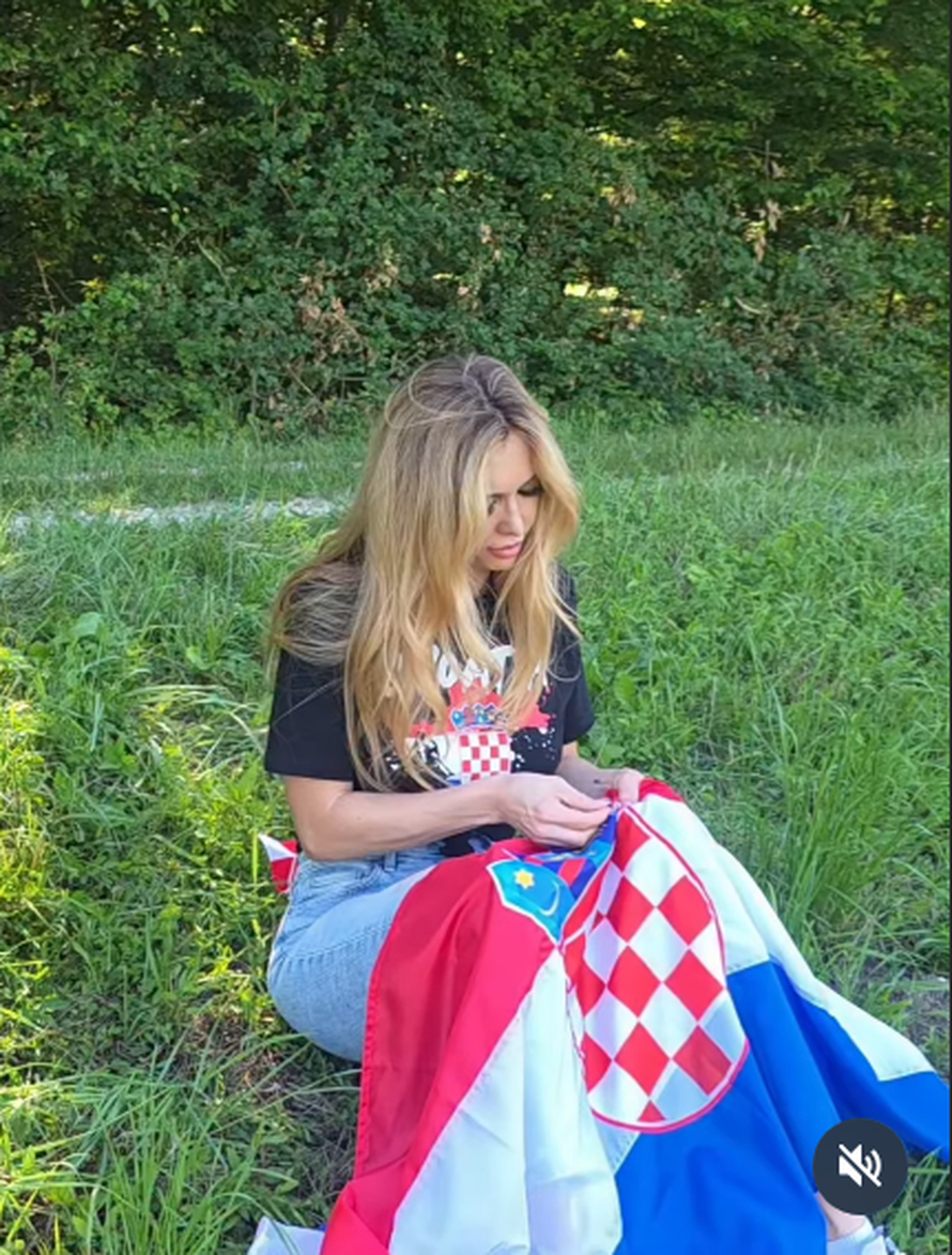 Lille u akciji! Šije hrvatski grb uoči okršaja s Englezima