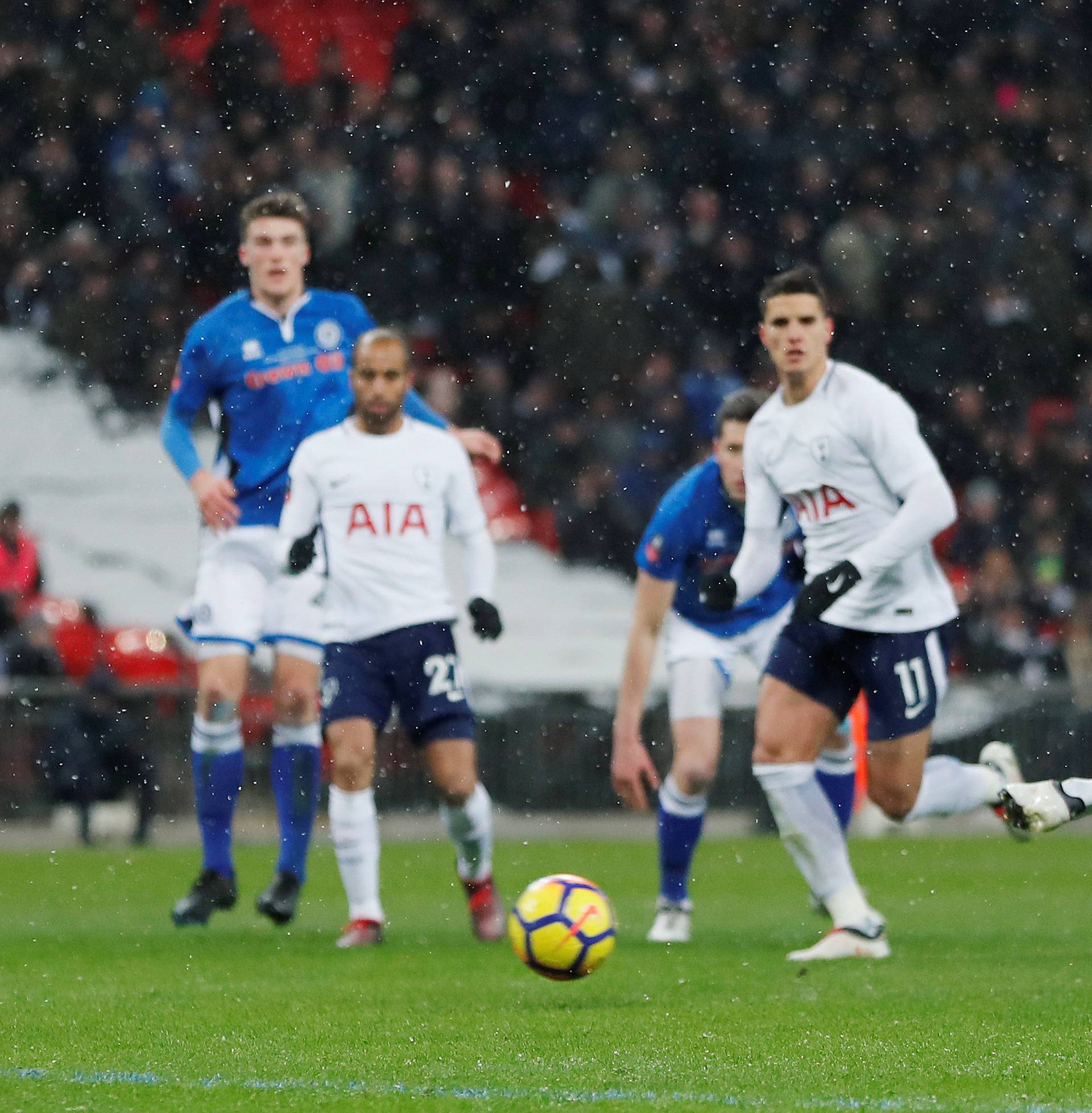 FA Cup Fifth Round Replay - Tottenham Hotspur vs Rochdale