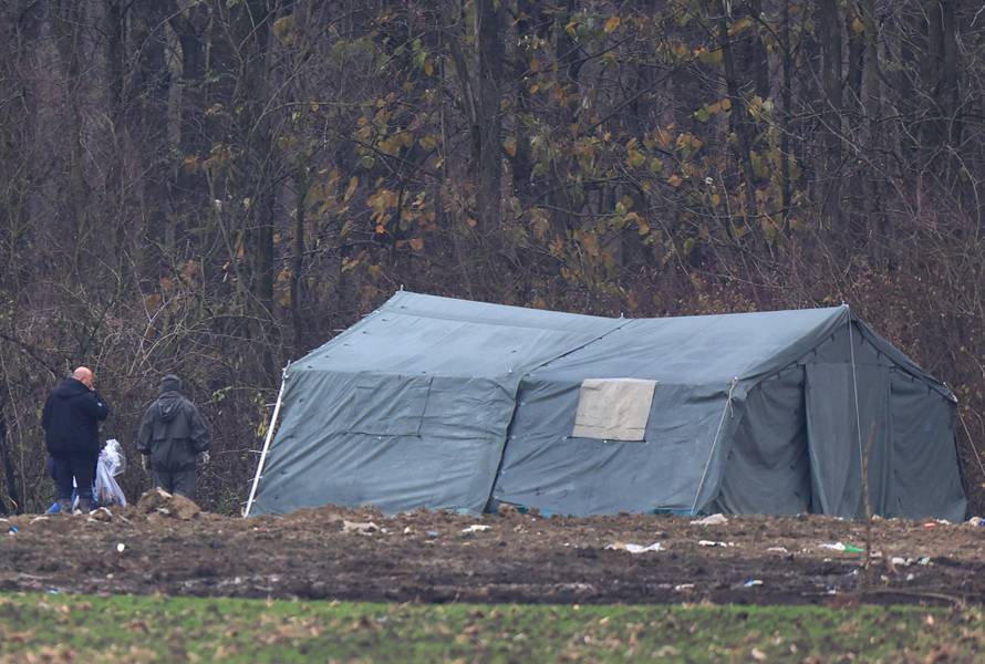 Detalji o masovnoj grobnici kod Vukovara: Našla je SOA, ljudima su ruke bile zavezane žicom