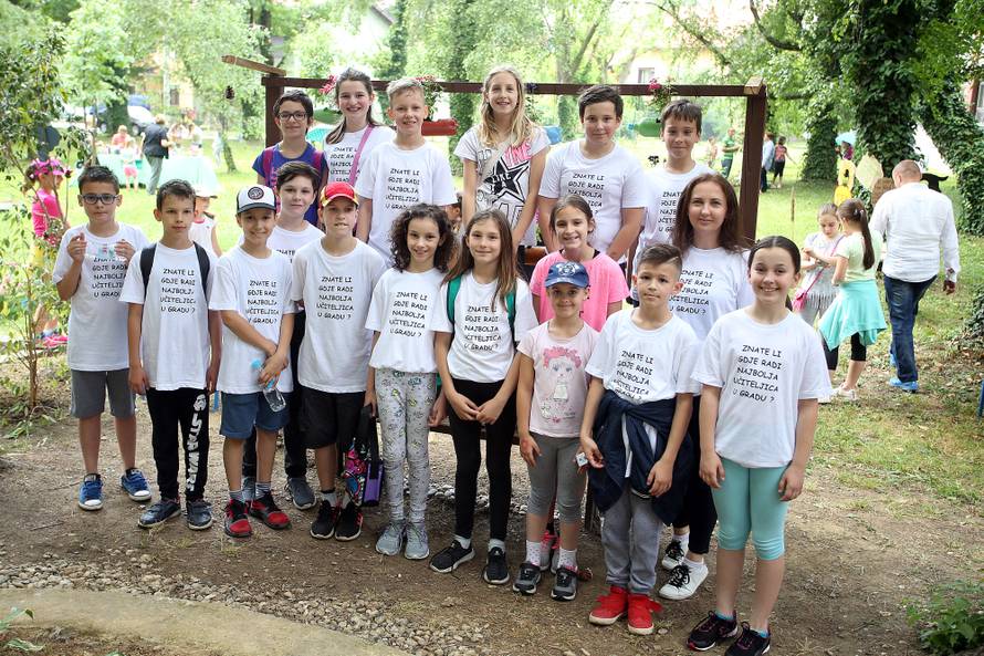 Najbolja učiteljica u gradu: Kad je vidjela taj plakat zaplakala je