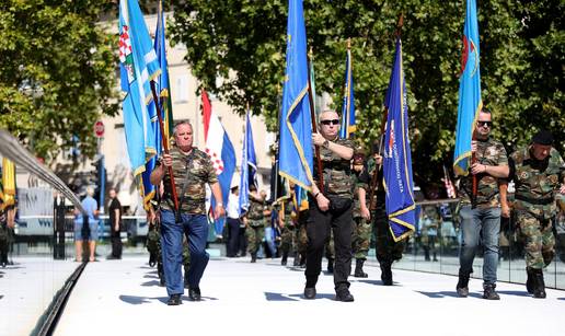 FOTO U Rijeci položili vijence povodom 30. obljetnice Oluje