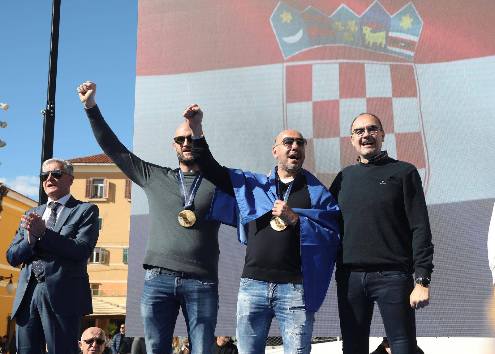 Šibenik: Svečani doček zlatnog izbornika, Ivice Tucka, njegovog pomoćnika Jure Marelje i Perice Bukića