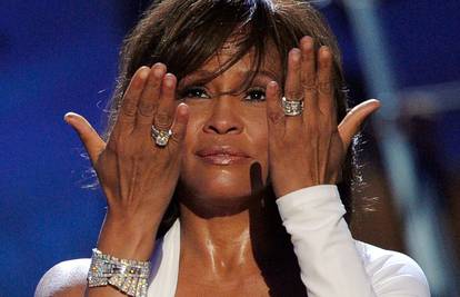 Whitney Houston se utopila, a u organizmu je imala kokaina