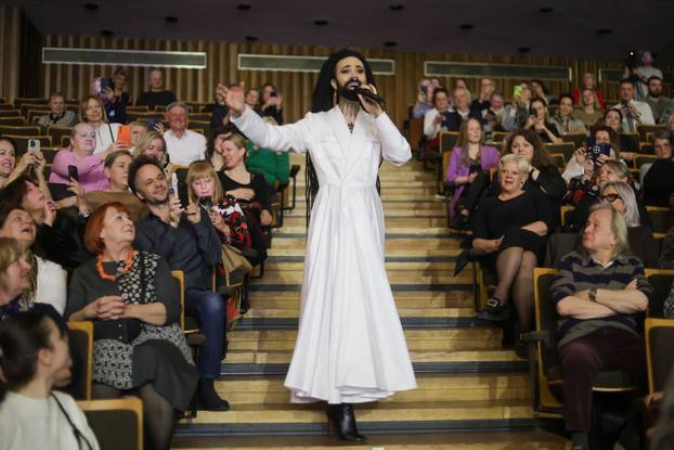 Zagreb: Božo Vrećo održao koncert u Lisinskom