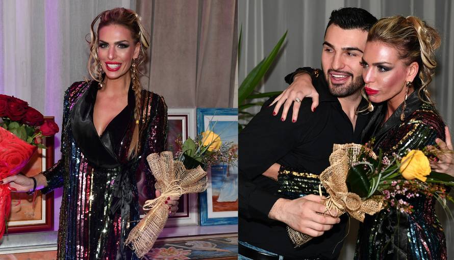 Ava na izložbi dobila prsten, a slike procjenjuje i na 500 eura