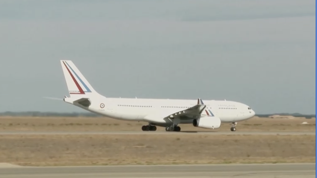 Francuska započela evakuaciju ljudi iz Nigera, poletio prvi zrakoplov s 262 putnika