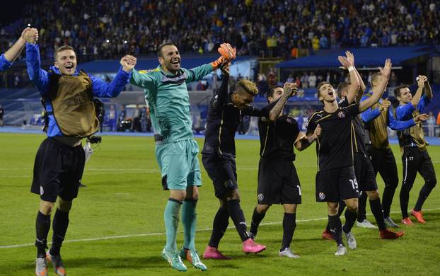 Zagreb: Slavlje nogometaša Dinama nakon ulaska u grupnu fazu Lige prvaka