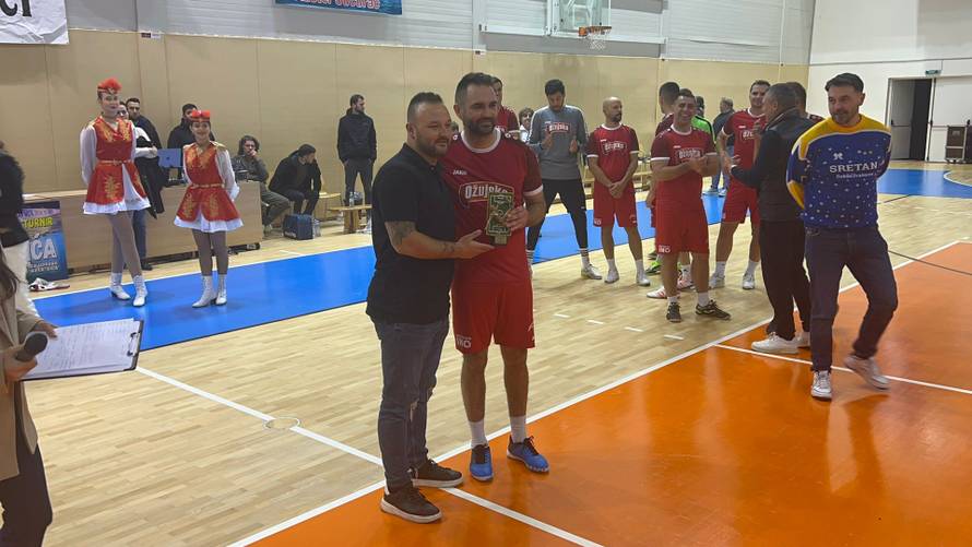 'B Cool' osvojio 'Četiri kafića' velikim preokretom u finalu!