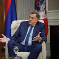 Odgođen je početak suđenja Dodiku: 'On putuje u Mađarsku'