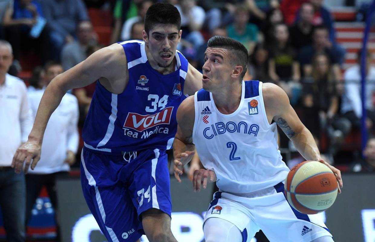 A tako blizu: Cibona izgubila od Budućnosti u Superkupu...