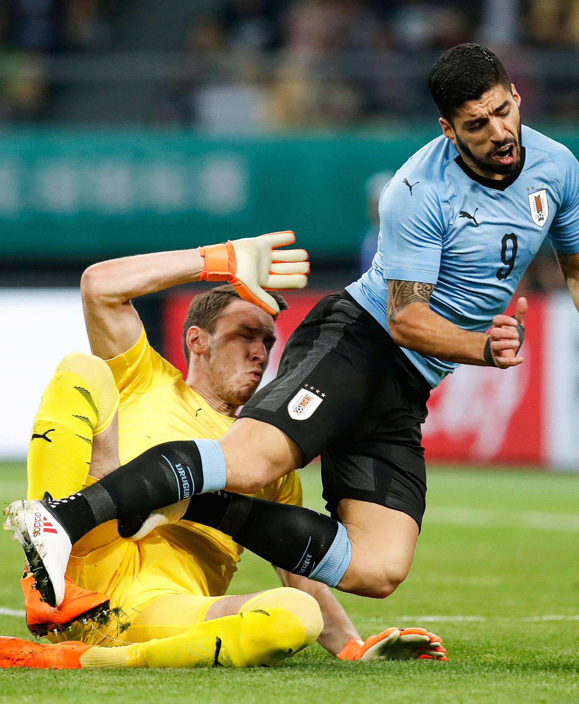 Uruguay v Czech Republic - China Cup Semi-Finals