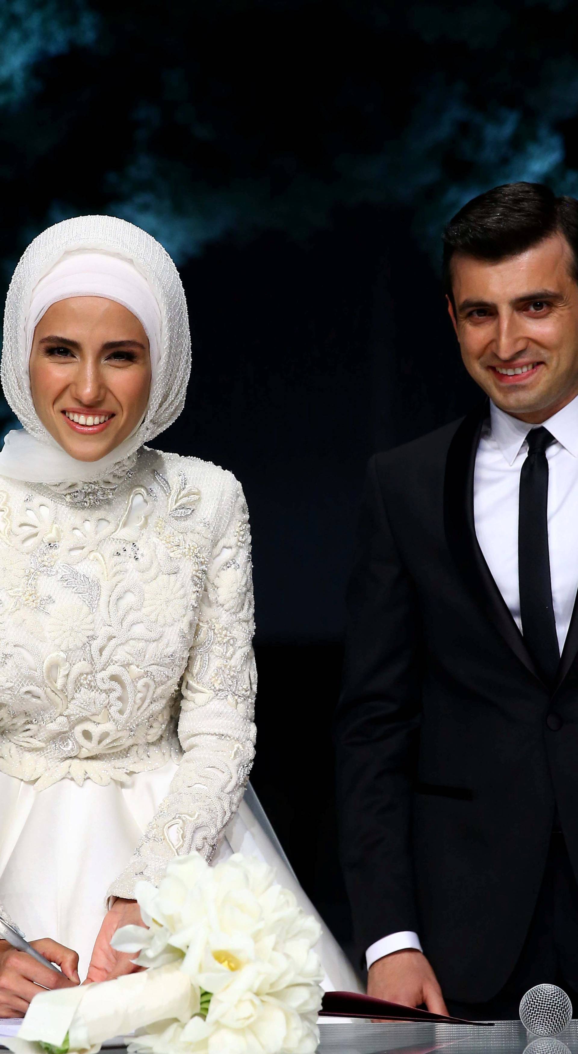 Sumeyye Erdogan, daughter of Turkish President Tayyip Erdogan, and her husband Selcuk Bayraktar are seen during their wedding ceremony in Istanbul, Turkey