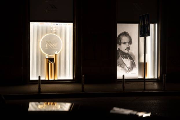 Narodne novine u novom ruhu: Dizajner Matej Kušević oduševio novim izgledom izloga