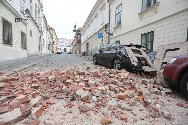 Zagreb: Potres oštetio zgradu Vlade i Katedralu 