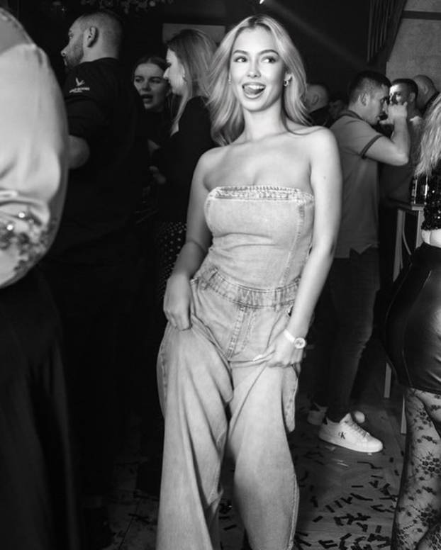 FOTO Evo tko je ljepotica s Opus Arene: Ponosna je Slavonka, na mrežama ju prati tisuće ljudi...