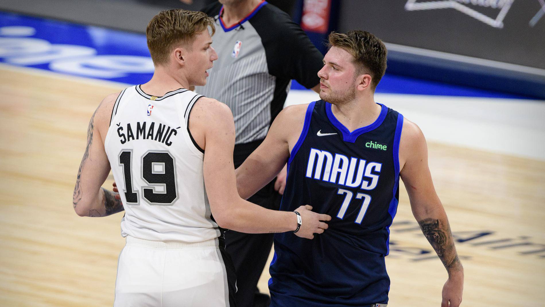 NBA: San Antonio Spurs at Dallas Mavericks