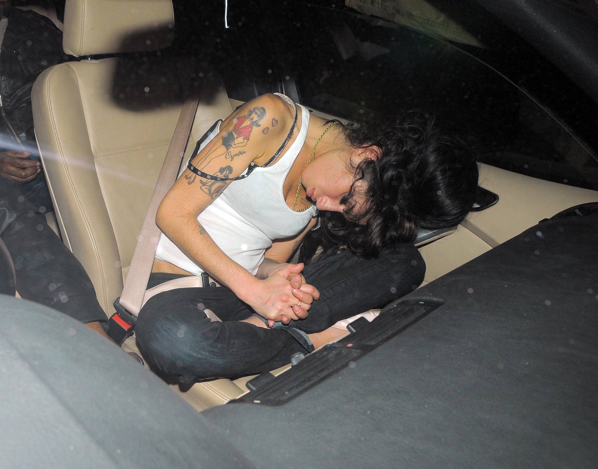 Amy Winehouse sighting - Camden