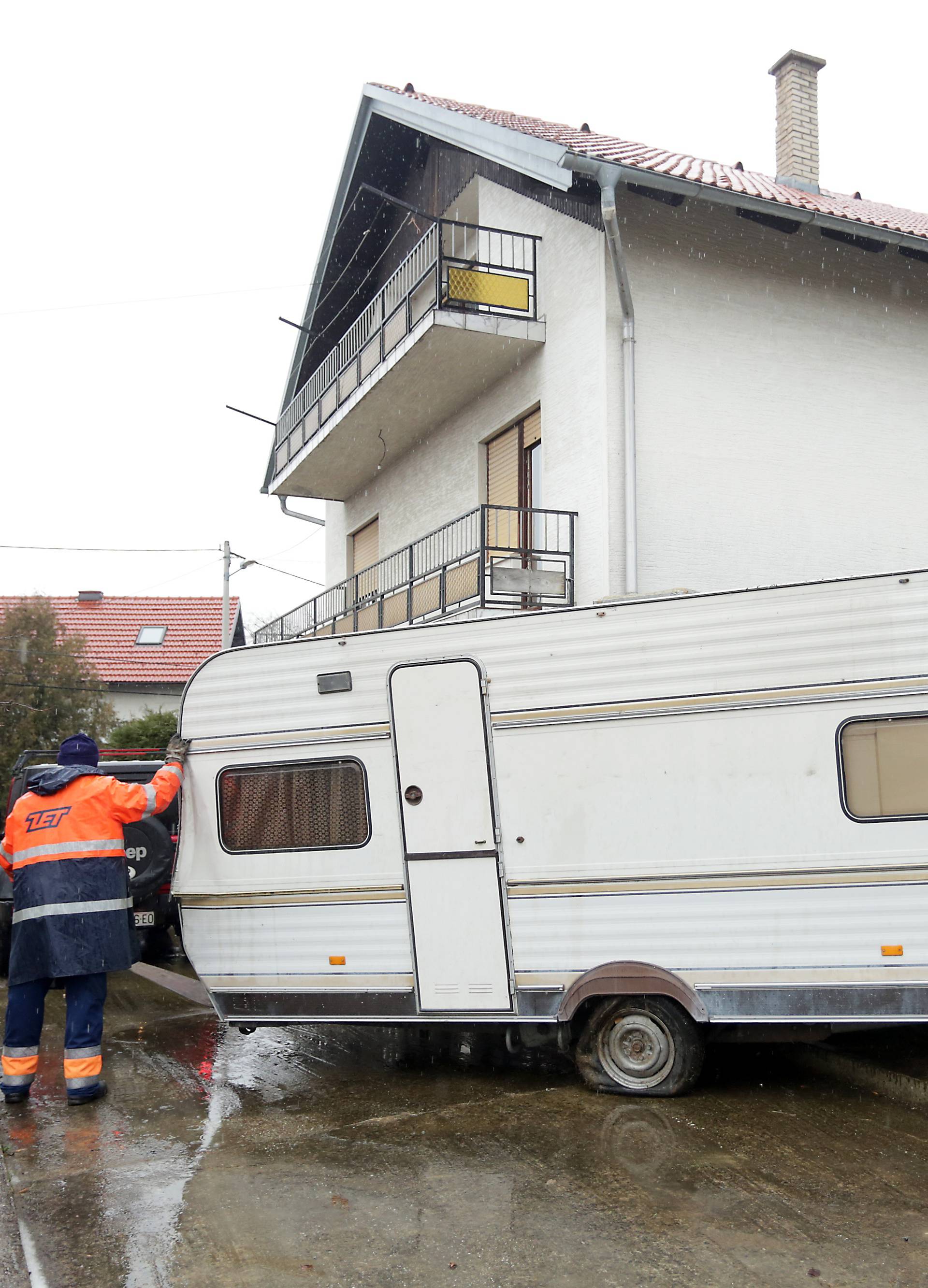 Beskućnik s Jaruna zimu će provesti u svom novom domu