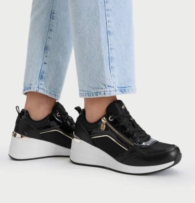 FOTO Ovo je 10 cipela koje muškarci vole kod žena i 10 koje su im ekstremno odbojne