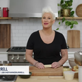 Preminula poznata kuharica Anne Burrell u 56. godini