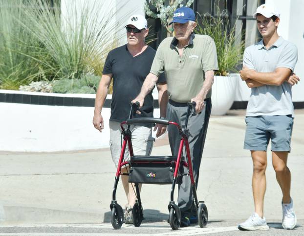 EXCLUSIVE: George Lazenby Looking Frail While Out And About In Santa Monica, Ca With Some Family Members - 16 Aug 2024