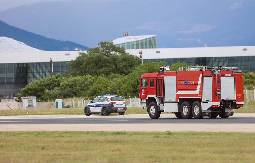 Split: Avion Croatia Airlinesa izletio sa staze