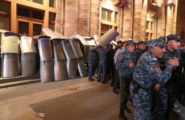 Protest in Yerevan following Azerbaijani offensive in Nagorno-Karabakh