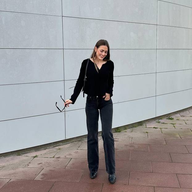 FOTO Španjolka koja dominira s motkom golica maštu pratitelja: 'Nije mi cilj samo skočiti visoko'