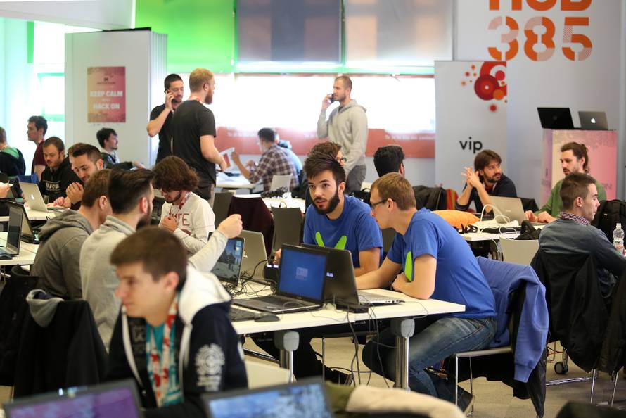 Gotov je maraton: Traži se pobjednik 24sata Hackathona