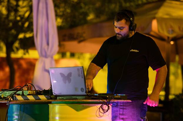 Zagreb: Otvoren Food Truck Festival