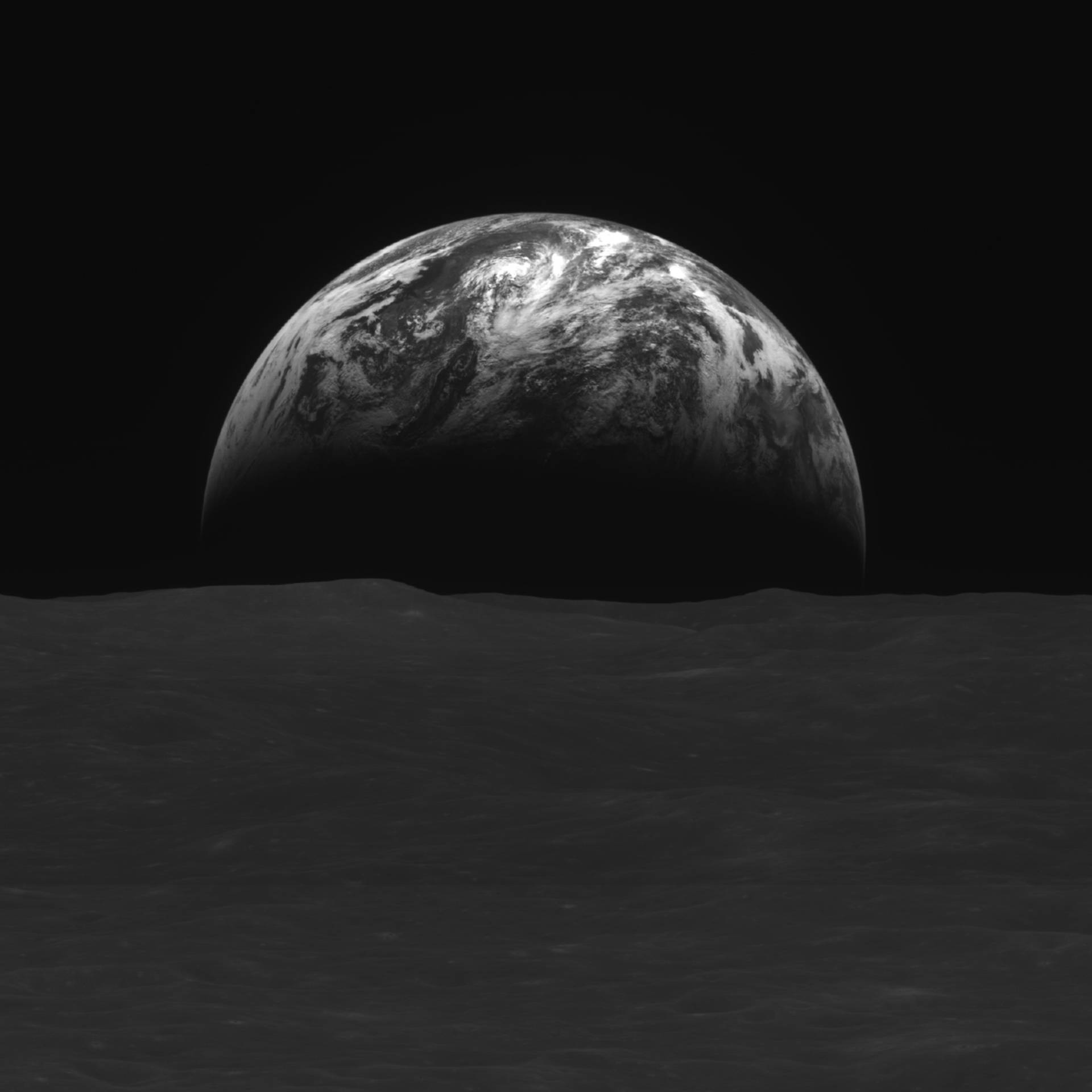 Korejska sonda poslala prve fotografije Zemlje  i Mjeseca, testirat će 'svemirski internet'