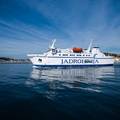 Doznajemo! Oštećen još jedan brod Jadrolinije: 'Uslijed vjetra došlo je do udara s obalom...'