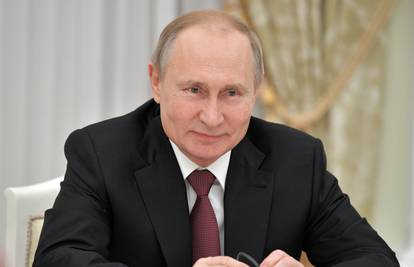 Rusi na biralištima: Putinovi protivnici su optimistični