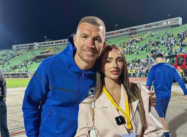 FOTO 'Zmajevi' će zbog podrške novinarke dobiti krila na SP-u