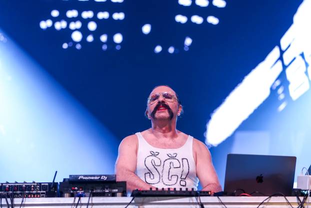 Zagreb: Let 3 nastupa na dočeku nove 2024. godine na Trgu bana Jelačića