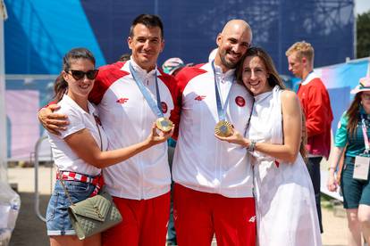 FOTO Ovako slave Hrvati! Sreća nakon četiri osvojene medalje