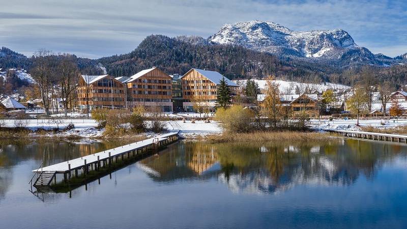 https://img.24sata.hr/a975wypx4eeO4eKluz1FjbUj0Mc=/800x450/smart/media/images/2026-03/vivamayr-altaussee-8.jpg