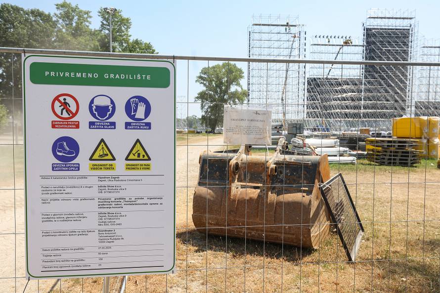 Zagreb: Radovi na izgradnji pozornice za koncert Marka Perkovića Thompsona