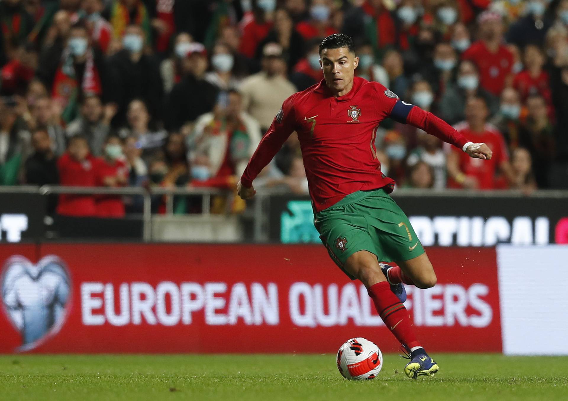 World Cup - UEFA Qualifiers - Group A - Portugal v Serbia