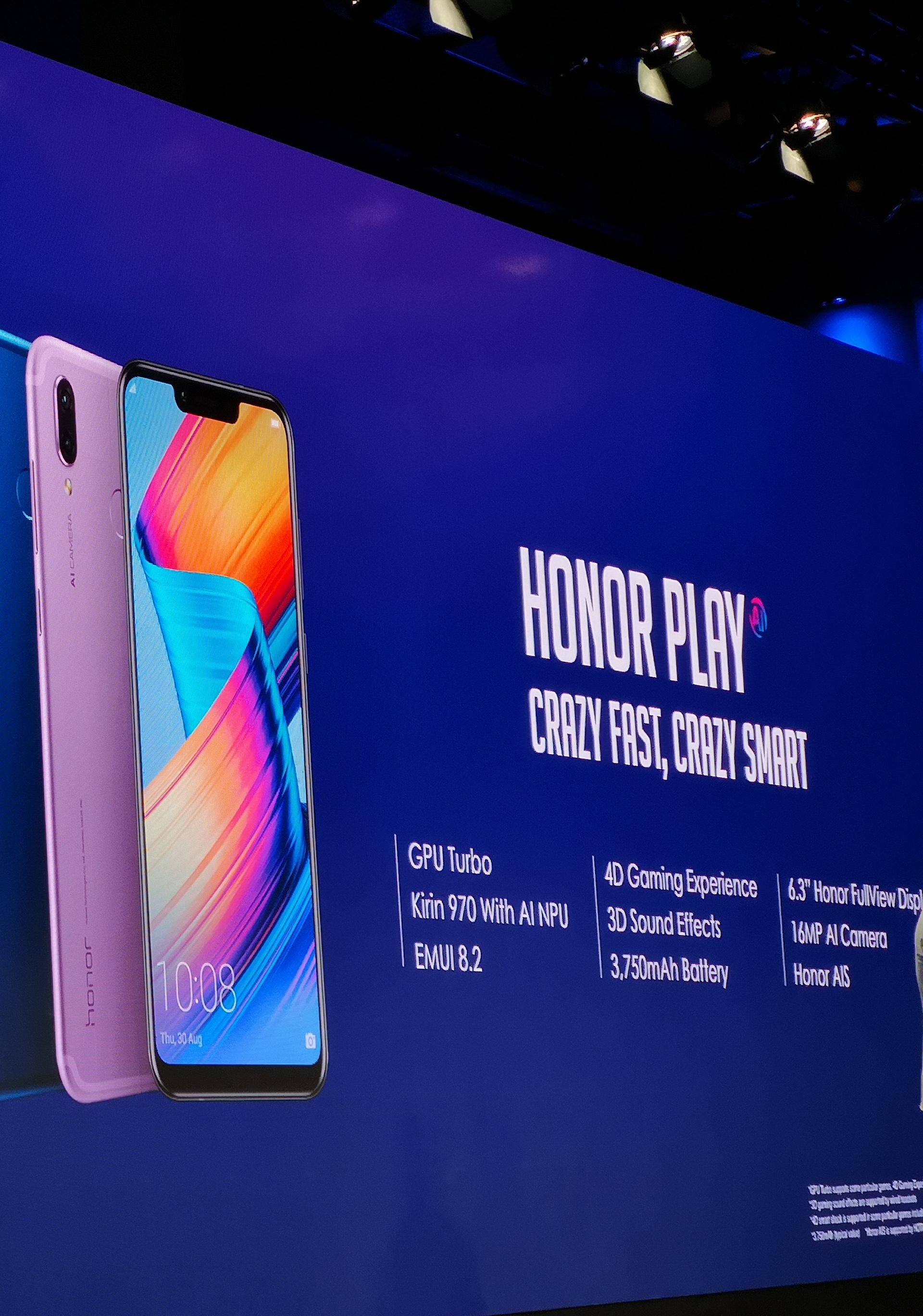 Honor Play dolazi s odličnom cijenom, a zasjenio ga Magic 2