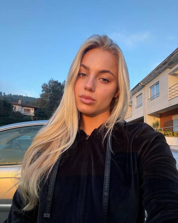 FOTO New York, here we come: Prelijepe sestre Marković zajedno potpisale za isti klub!